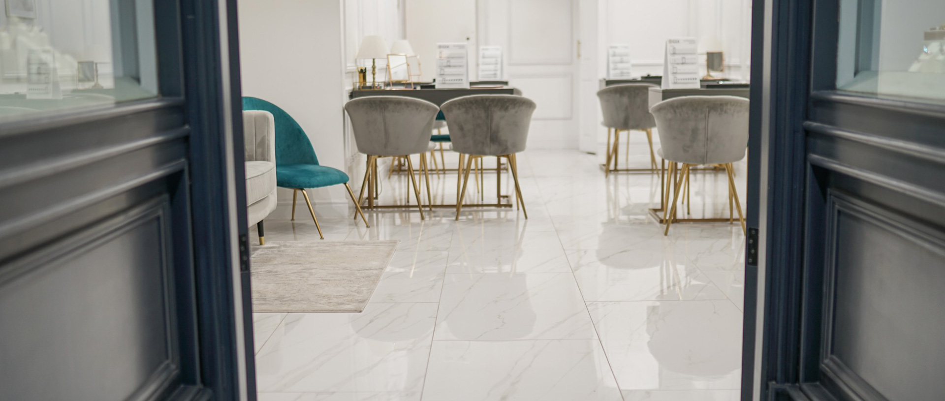Commercial tiling contractors