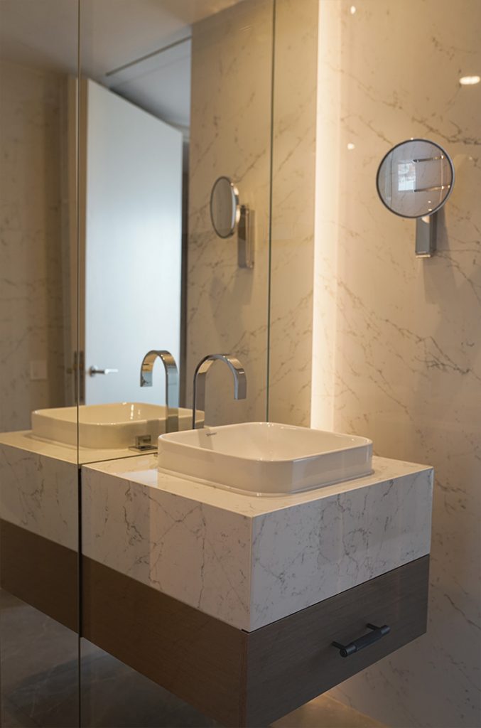 Tailor Made porcelain wall mounted sink